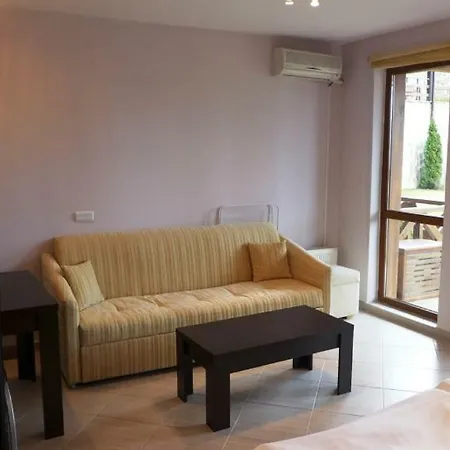Private Studio In Green Life Apartament
